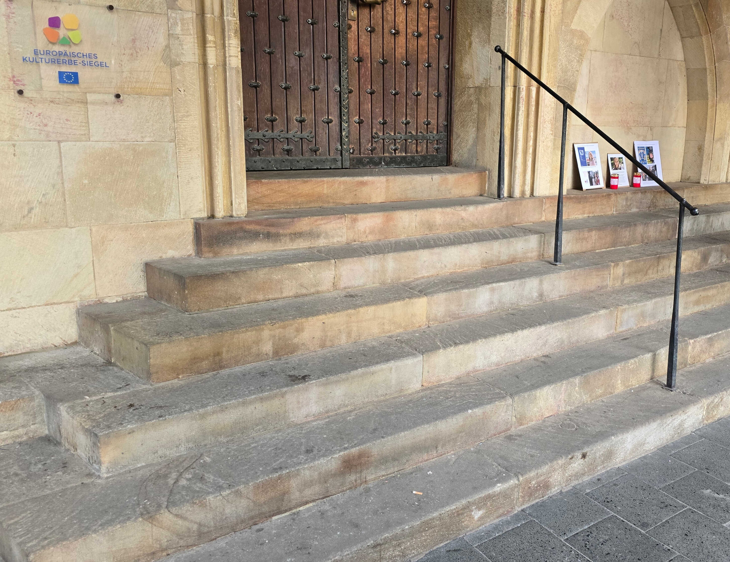 Rathaustreppe als Barriere